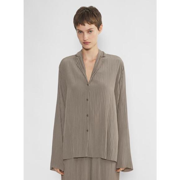 ARITZIA Babaton Collector Drapey Button-up Blouse - Picture 1 of 10
